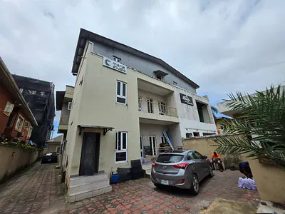 Multi-Unit Apartment Building — Off Oladimeji Alo, Lekki Phase 1, Lekki, Lagos