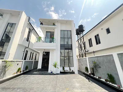 Luxury 5 Bedroom Detached Duplex — Lekki, Lagos