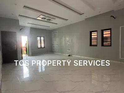 Lovely New 3 Bedroom Apartment & BQ — Yaba, Lagos