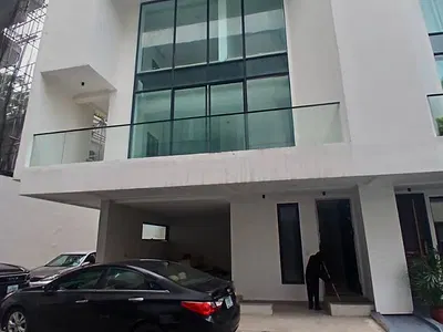 5 Bedroom Duplex with 1-Room BQ — Ikoyi, Lagos
