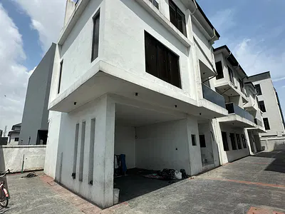 5 Bedroom Duplex — Lekki Phase 1, Lekki, Lagos