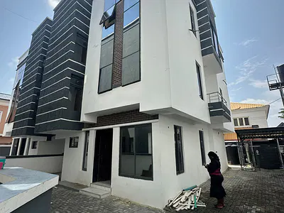 4 Bedroom Semi-Detached Duplex — Lekki Phase 1, Lekki, Lagos