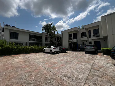 Super Luxury 4 Bedroom Terraced House with a Room BQ — Ikoyi, Lagos
