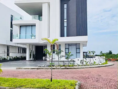 Brand New Aumated Detached Duplex with Gym+cinema +pool — Osapa, Lekki, Lagos