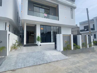 Top Notch Luxury 4 Bedroom Detached Duplex — Ajah, Lagos