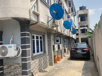 Very Beautiful Clean 2 Bedroom Flat with All Room Ensuite Second Floor — Well Secured Street Behind Watercess Hotel Off Awolowo Way Ikeja, Ikeja, Lagos