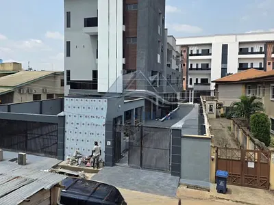 Lovely Built 4 Bedroom Terrace Duplex with BQ — Maryland, Lagos