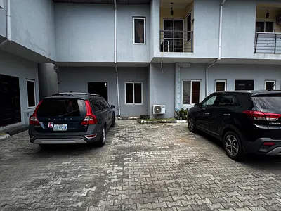 4 Bedrooms Terrace with a BQ — Lekki Phase 1 Right, Lekki Phase 1, Lekki, Lagos