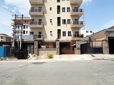 3 Bedroom Apartment with Swimming Pool & Elevator — Victoria Island (VI), Lagos
