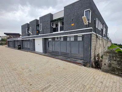4 Bedroom Semi-Detached Duplex — Maryland, Lagos