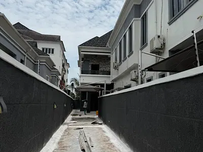 Video Available Ready to Move in 4 Bedroom with BQ Ample Parking — Lekki, Lagos