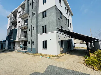 3 Bedroom Flat with En-Suite Rooms — Ilupeju, Lagos