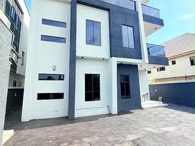 5 Bedroom Detached Duplex — Ikeja, Lagos