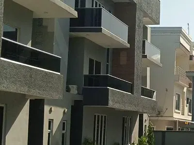 Executive 4 Bedroom Terrace with BQ Acs 24/7 Light Mopol — Lekki, Lagos