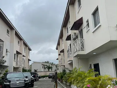 3 Bedroom Terraced Duplex — Ikoyi, Lagos