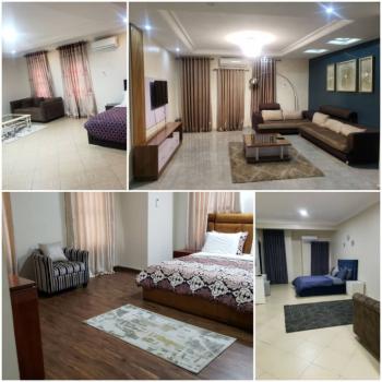 Luxury 4 Bedrooms Penthouse, Lekki Phase 1, Lekki, Lagos, Flat / Apartment Short Let